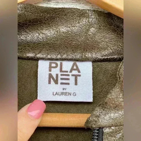 PLANET By LAUREN G VEGAN LEATHER CUT OUT METALLIC JACKET LARGE /1 - Picture 13 of 14